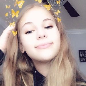 Meet your Posher, Melissa